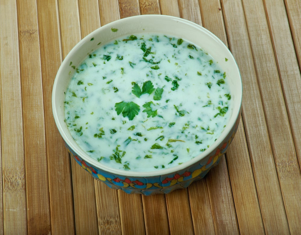 Read about the types of yogurt soup and how to prepare it!